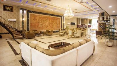 هتل امیران یک همدان