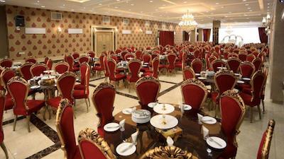 هتل امیران یک همدان