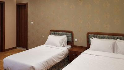 هتل امیران دو همدان