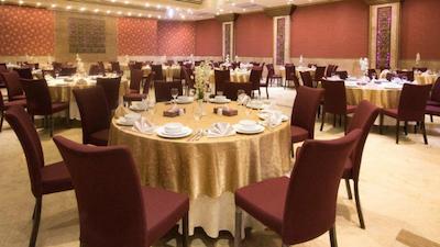 هتل بابا طاهر همدان