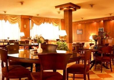 هتل شادی سنندج