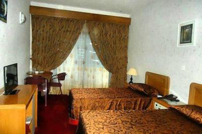 هتل استقلال زاهدان