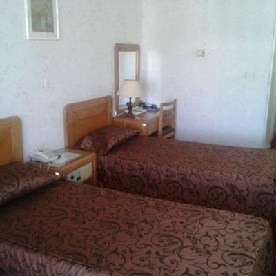 هتل استقلال زاهدان