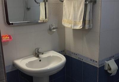 هتل ثمین خوی