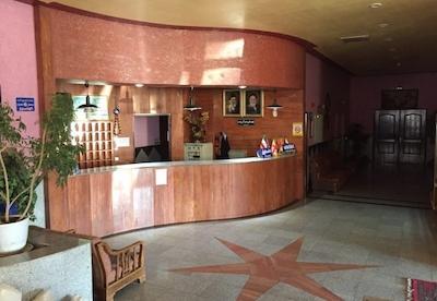 هتل ثمین خوی