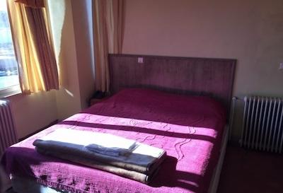 هتل ثمین خوی