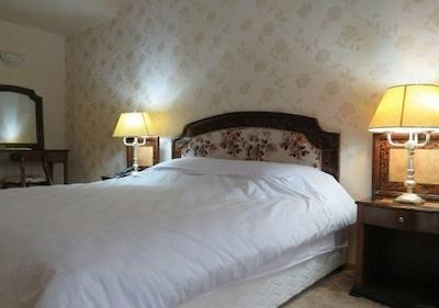 هتل زاگرس بروجرد