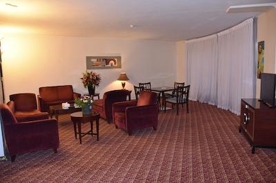 هتل بزرگ ارم كیش