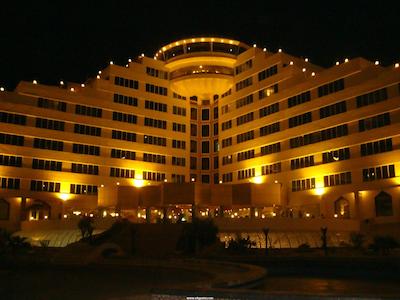 هتل بزرگ ارم كیش