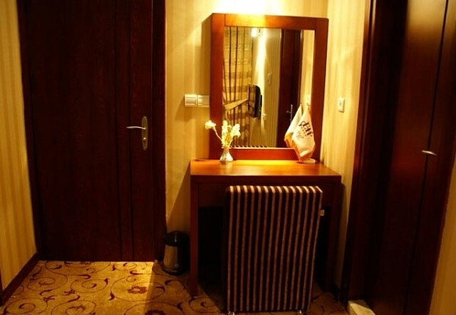 هتل عماد
