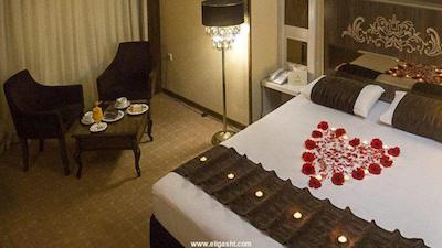 هتل آفتاب شرق