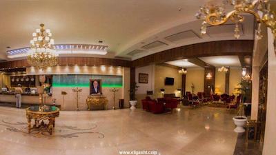 هتل آفتاب شرق