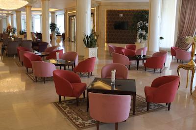 هتل بزرگ پارک حیات