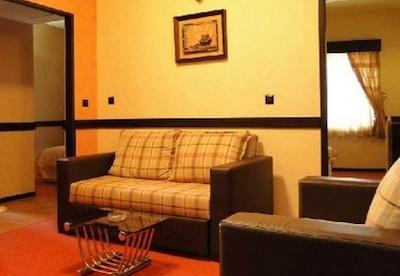 هتل آپادانا