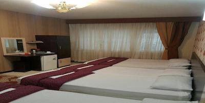 هتل رنگین کمان