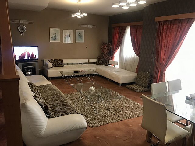 مجموعه توریستی آبادگران