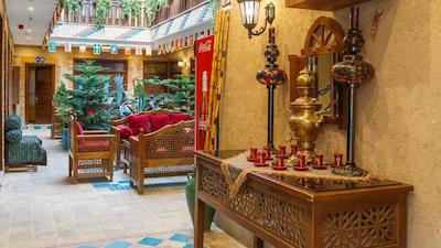 هتل سرای اردیبهشت