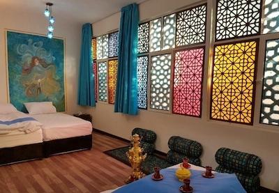 هتل سرای اردیبهشت