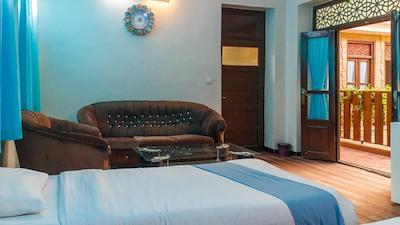 هتل سرای اردیبهشت