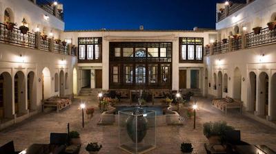 هتل سنتی عتیق