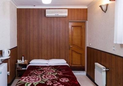 هتل نگین جی