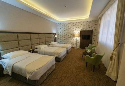 هتل امپریال ارس جلفا