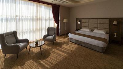 هتل امپریال ارس جلفا