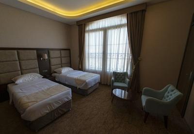 هتل امپریال ارس جلفا