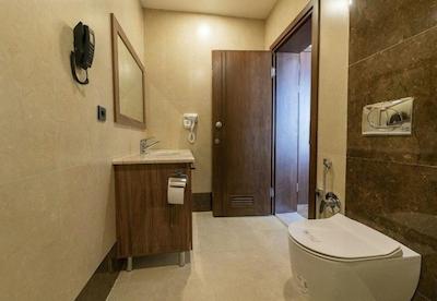 هتل امپریال ارس جلفا