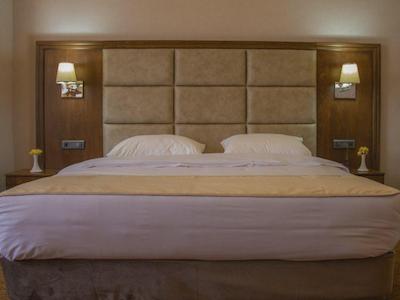 هتل امپریال ارس جلفا