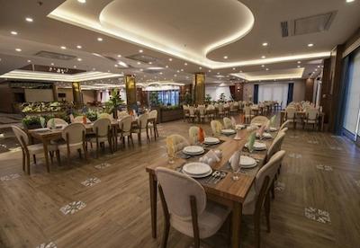 هتل امپریال ارس جلفا