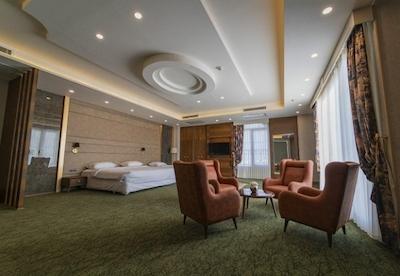 هتل امپریال ارس جلفا