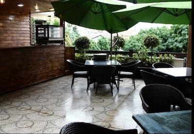 هتل آپارتمان ترنج متین