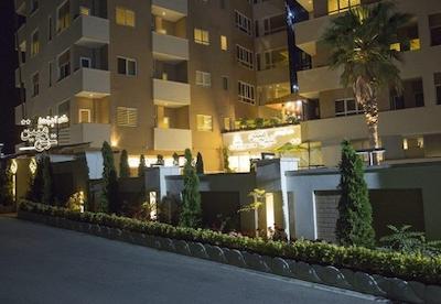 هتل آپارتمان ترنج متین