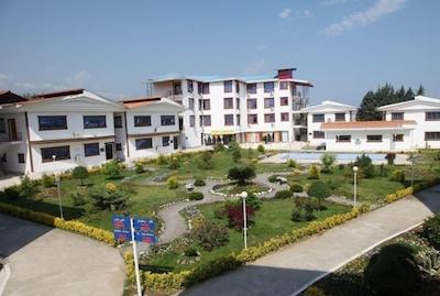 هتل بزرگ ملکشاه رامسر