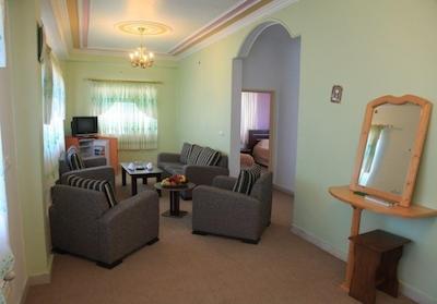 هتل بزرگ ملکشاه رامسر