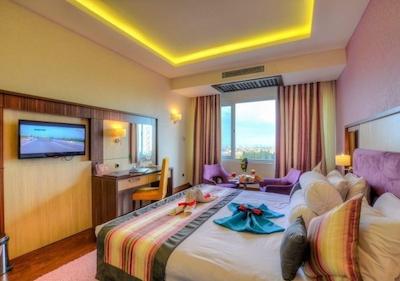 هتل بزرگ آزادی رامسر