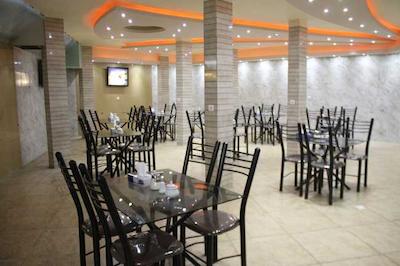 مهمانسرای ایده آل اردبیل