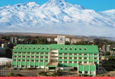 هتل لاله سرعین