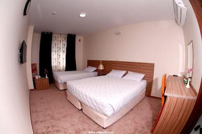 هتل نصیرالملک