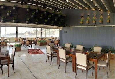 هتل بزرگ شیراز