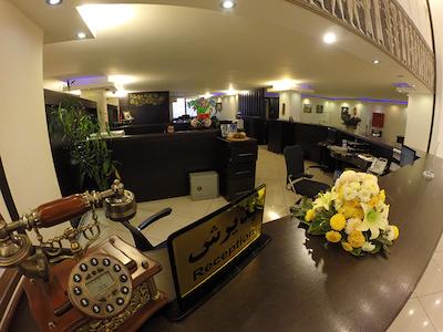 هتل نگارستان کاشان