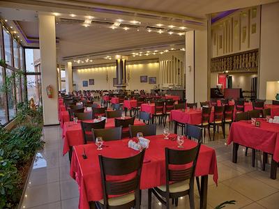 هتل نگارستان کاشان