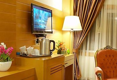 هتل مدینة الرضا