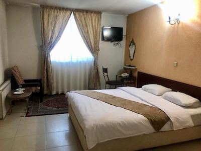 هتل امینیان