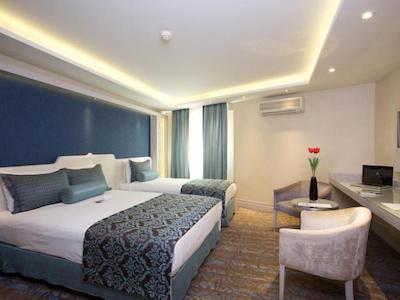 هتل زوریخ استانبول