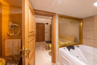 ویندهام استانبول اولد سیتی