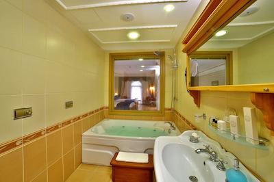 ویندهام استانبول اولد سیتی