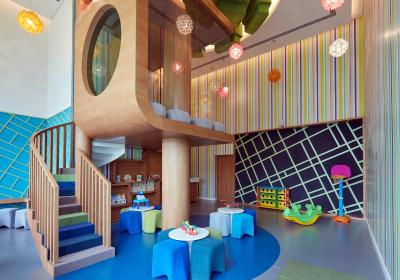 هیلتون گاردن این مسقط ال خوویر