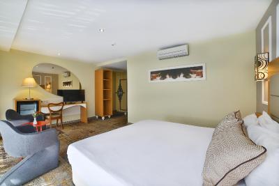 آل سیزن هتل